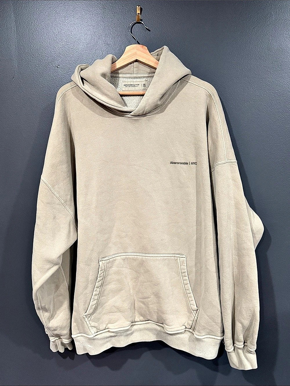 Abercrombie & Fitch Soft A&F Essentials NYC Logo Hoodie Men's Beige XXL